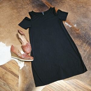 White House Black Market Little Black Cold Shoulder Tshirt Dress Medium Classic